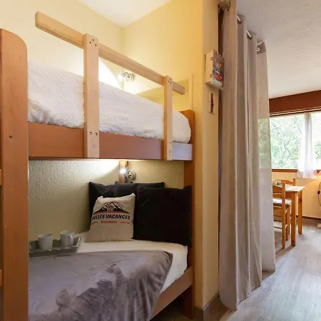 4 Pers A Saint Lary Avec Wifi Gratuit, Balcon Sud, Jacuzzi, Salle De Gym, Sauna Et Parking - Fr-1-296-470 Apartment *