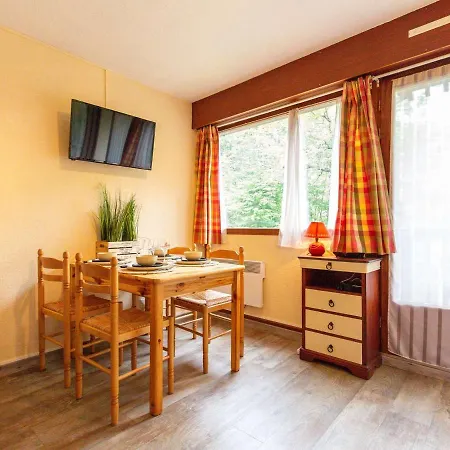 Апартаменты 4 Pers A Saint Lary Avec Wifi Gratuit, Balcon Sud, Jacuzzi, Salle De Gym, Sauna Et Parking - Fr-1-296-470